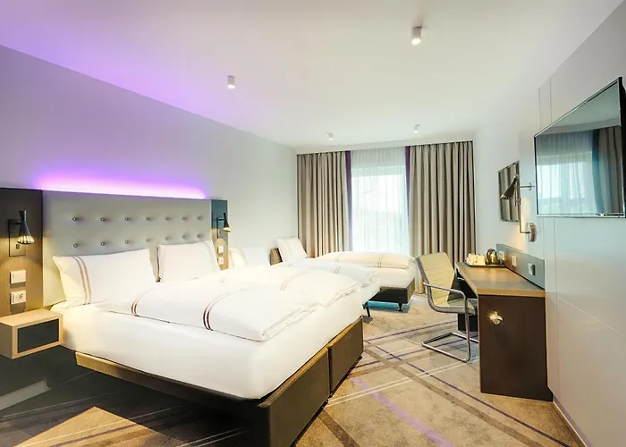 Hotel Premier Friedrichstadt 3*